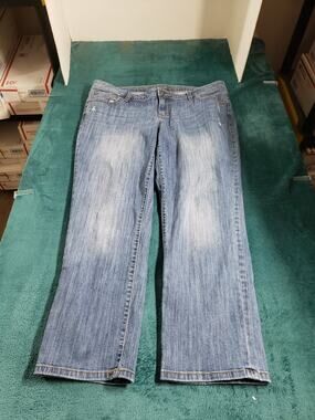 Apt 9 Jeans Size 12 Women Blue Pants Stretch Denim Mid Rise Straight Cropped